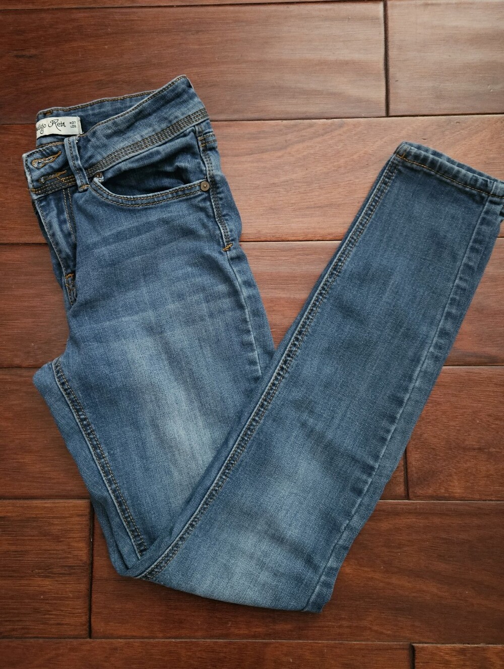 Indigo Rein Medium Wash Skinny Jeans